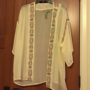 NWOT Tribal kimono