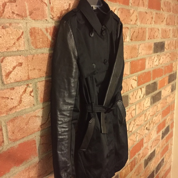 Reserved for @fashionmelee Soïa & Kyo Trench Coat