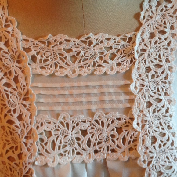 Bcbg Maxazria 100%silk dress " SOLD" - Picture 2 of 4