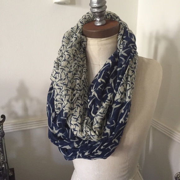 Blue and beige/nude infinity scarf - Picture 2 of 3