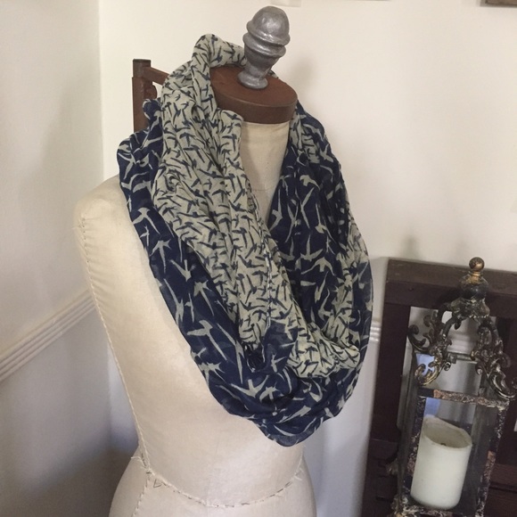 Blue and beige/nude infinity scarf - Picture 3 of 3