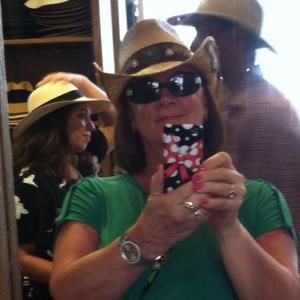 Meet your Posher, Lynn