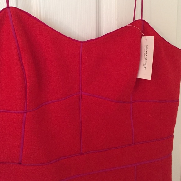 Banana Republic red dress.  Never been worn. - Picture 2 of 4