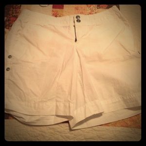 Women's white Bermuda length shorts