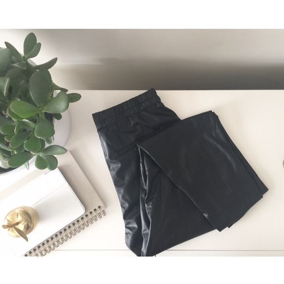 π© SOLD - H&M | Black Vegan Leather Jogger Pants - Picture 2 of 2