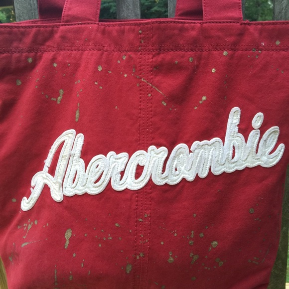 Abercrombie & Fitch Tote