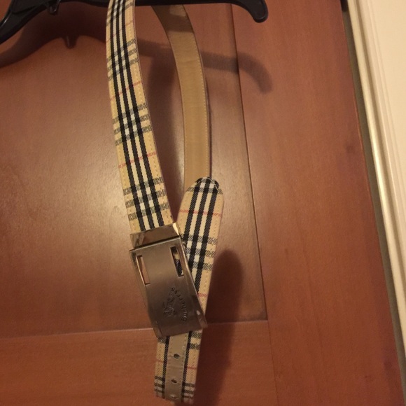 Burberry belt