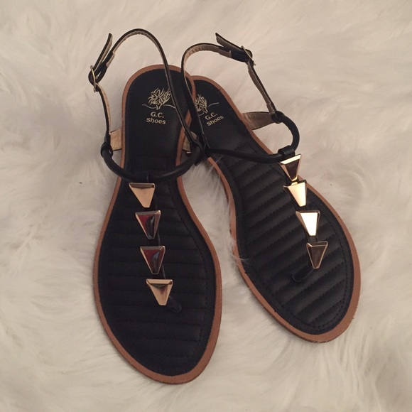 Shoes - Black/Gold Sandal
