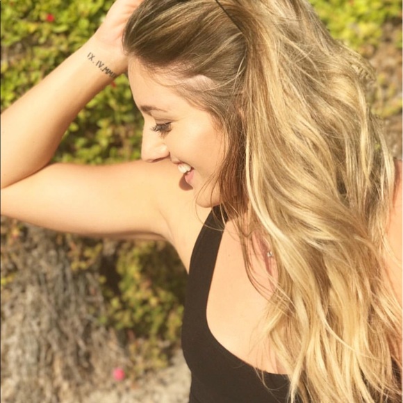 Meet your Posher, Madison - Picture 1 of 1