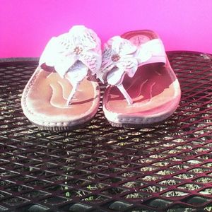 Clarks Artisan Sandals