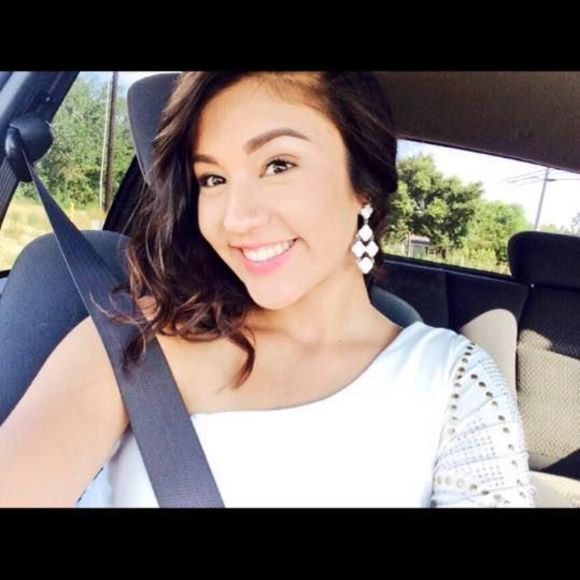 Meet your Posher, Karla