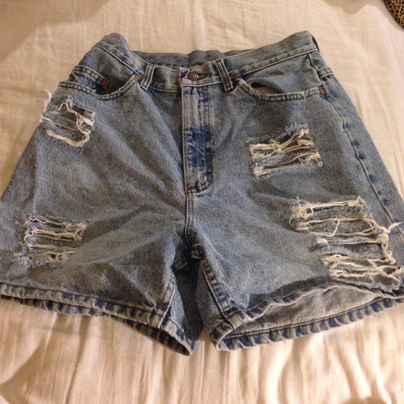 High Waisted Denim Distressed Shorts! - Picture 1 of 2