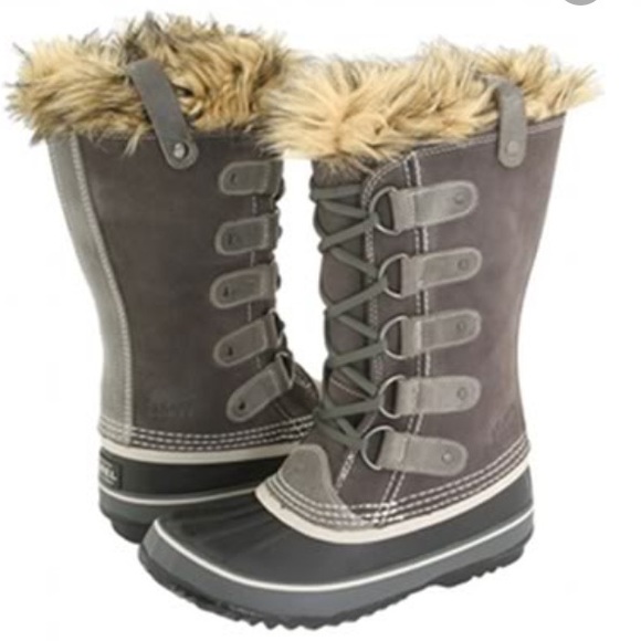 Sorel Joan of Arctic snow boots