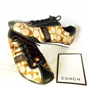 🌟3X HP🌟 COACH Size 8