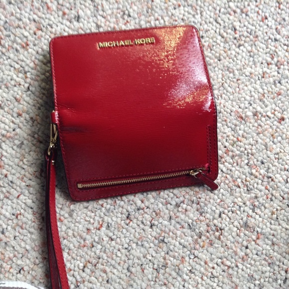 Authentic Michael kors wallet 🍭 - Picture 2 of 4