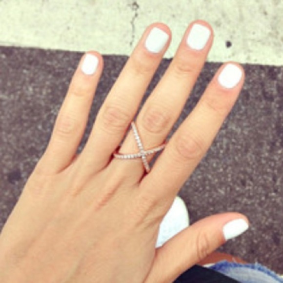 The Shiny Bauble  Jewelry - NWT Criss Cross Silver Pave Rhinestone Ring Size 7