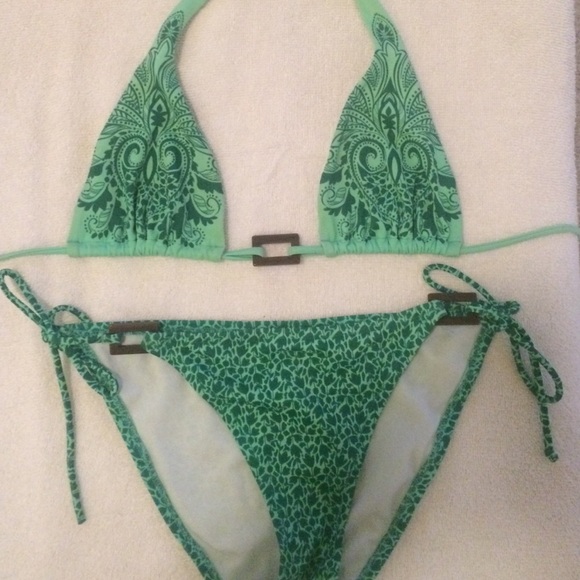 Victoria's Secret bikini - Picture 1 of 1