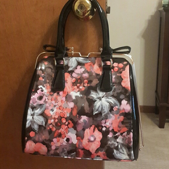 🎉FLASHSALE🎉 Floral handbag