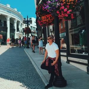 Meet your Posher, Earl