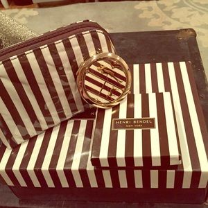 Henri Bendel Compact and Cosmetic Case