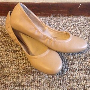 Jessica Simpson Nude Patent Flats size 8.5