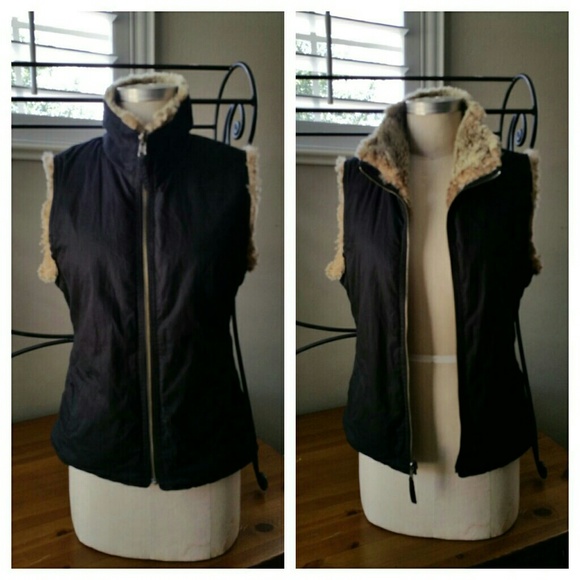 GAP Jackets & Blazers - NWOT Gap Faux Fur & Black Canvas Reversible Vest