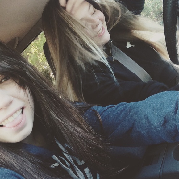 MEET YOUR POSHER!!! - Picture 2 of 4