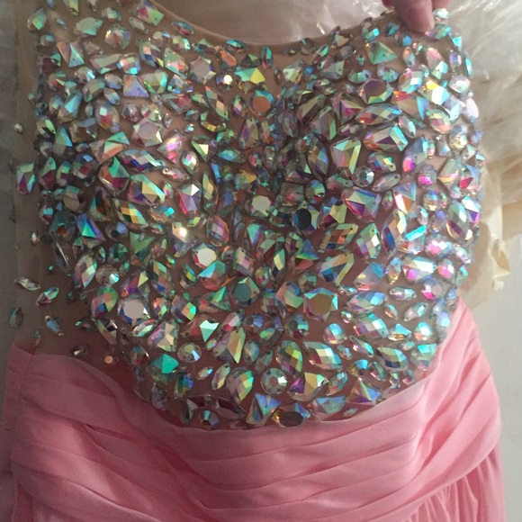 La femme prom dress - Picture 3 of 4