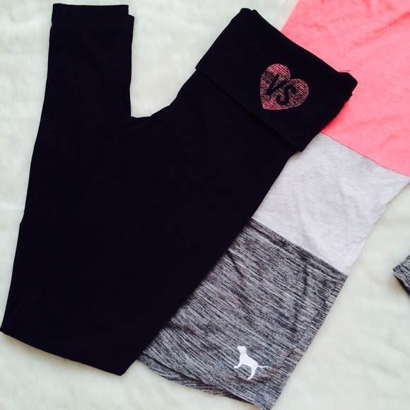 Victoria's Secret Pants - Victoria's Secret Black Heart Regular Leggings