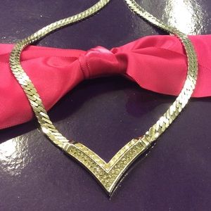 SILVER HERRINGBONE TRIANGULAR RHINESTONE PENDANT