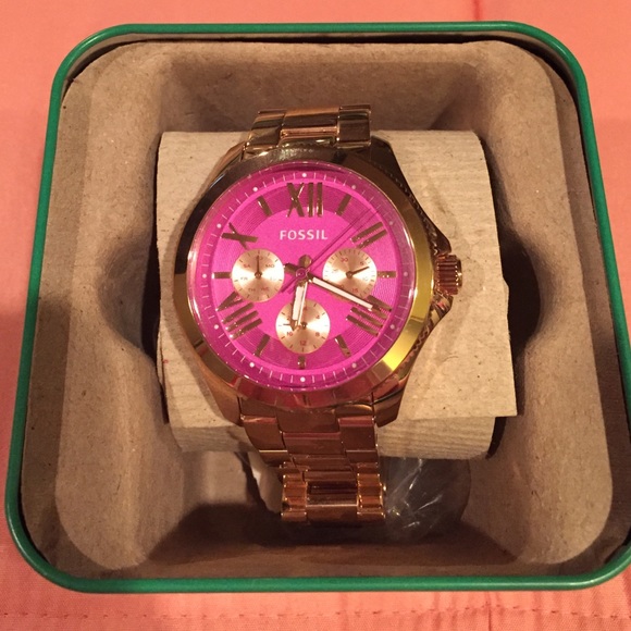 Pink Faced Fossil Watch