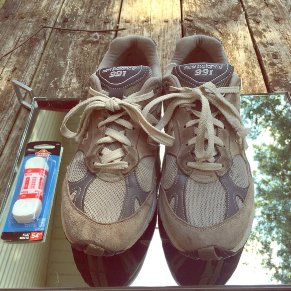 Classic grey New Balance 991s size 11