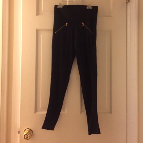 Zara Basic Black Zipper Leggings