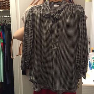 Black and white houndstooth bow blouse
