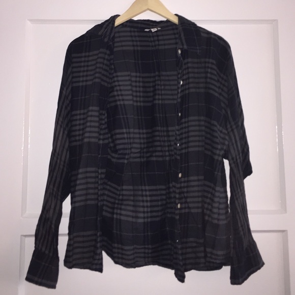 Grey & Black Plaid Button-Up