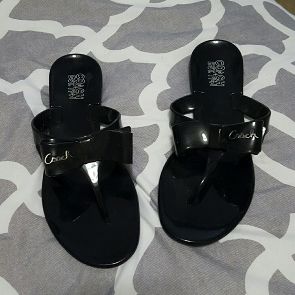 Coach sandles/flip flops with bows size 7