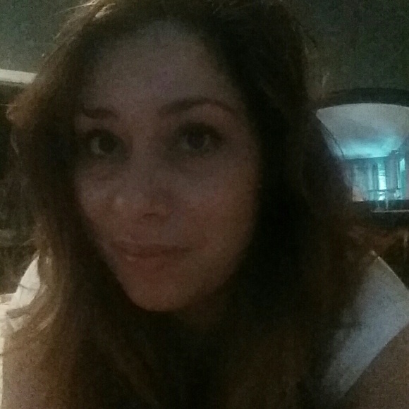 Meet your Posher, Becky