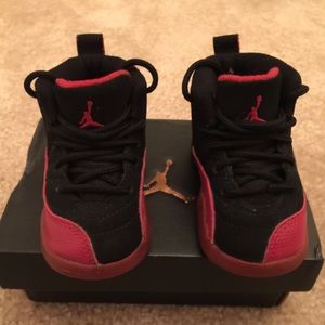 Excellent used condition Jordan Flu Games!