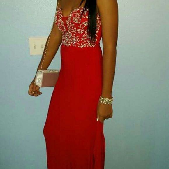 Homecoming/Prom dress - Picture 2 of 4
