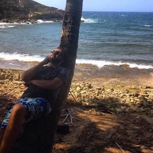 Meet your Posher, Ahmed