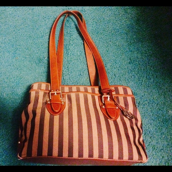 Attienne Aigner Canvas Handbag. Large Sized. - Picture 2 of 4