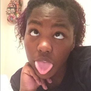 Meet your Posher, Shawna-moraé