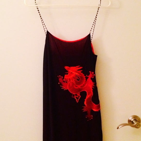 Incredible❤️NWOT Vivian Tam Dragon Dress