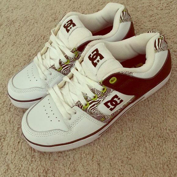 DC - White and zebra shoes