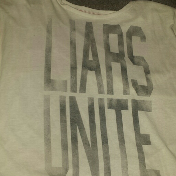 Pretty little liars shirt