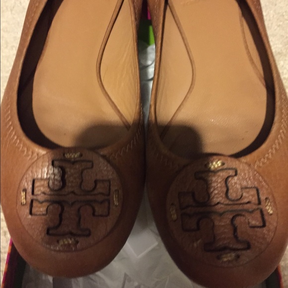 Tory Burch Reva Tumbled leather flats size 7
