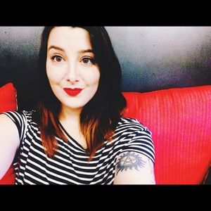 Meet your Posher, Adamli