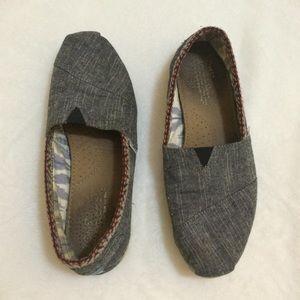 Lightly worn Jean and Aztec print Toms