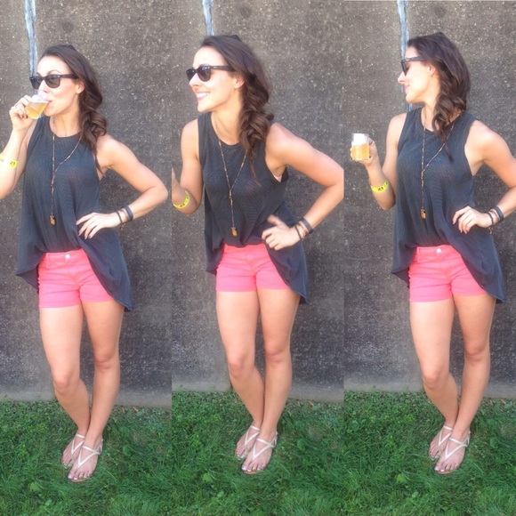 Meet your Posher, Jen - Picture 2 of 3