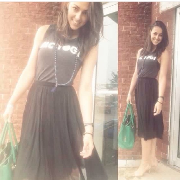 Meet your Posher, Jen - Picture 3 of 3